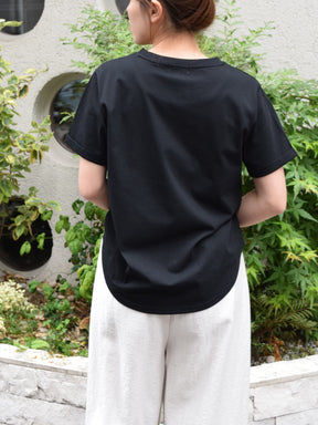 ハートコード刺繍×ロゴプリントTシャツ