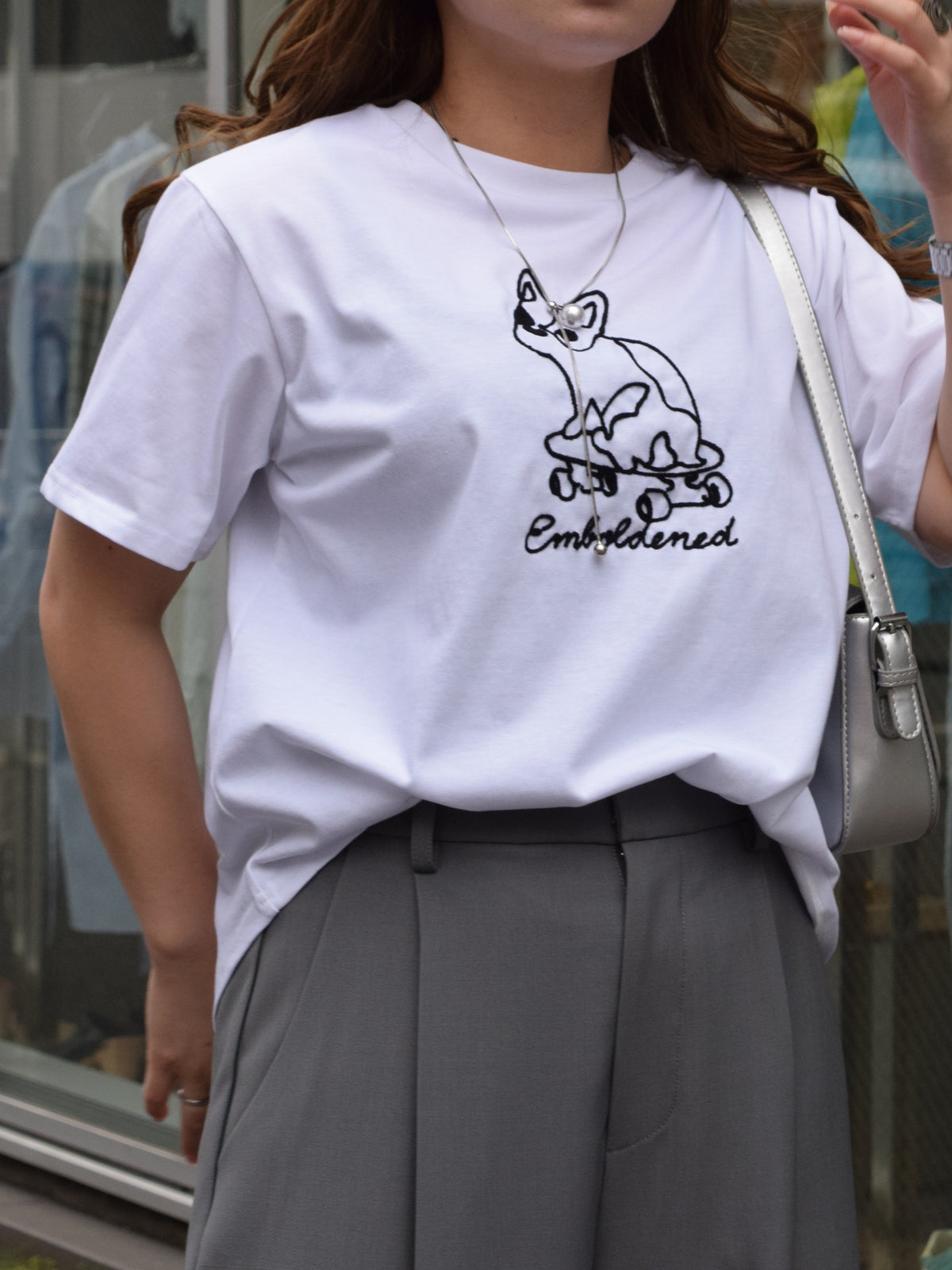 フレンチブルドッグコード刺繍Tシャツ