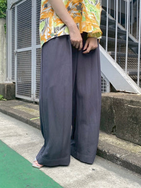 タックイージーワイドパンツ