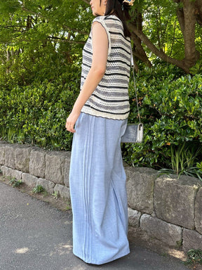 ボーダーノースリーブニット
