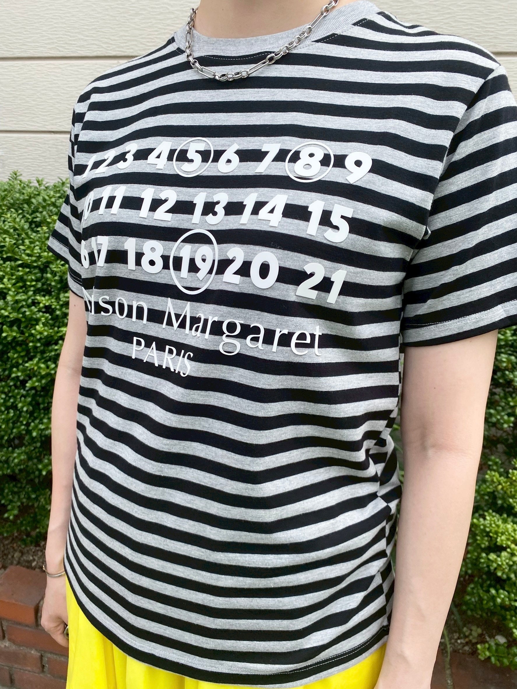 Accountナンバー×ボーダーTシャツ
