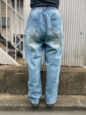 ストレッチテーパードデニム