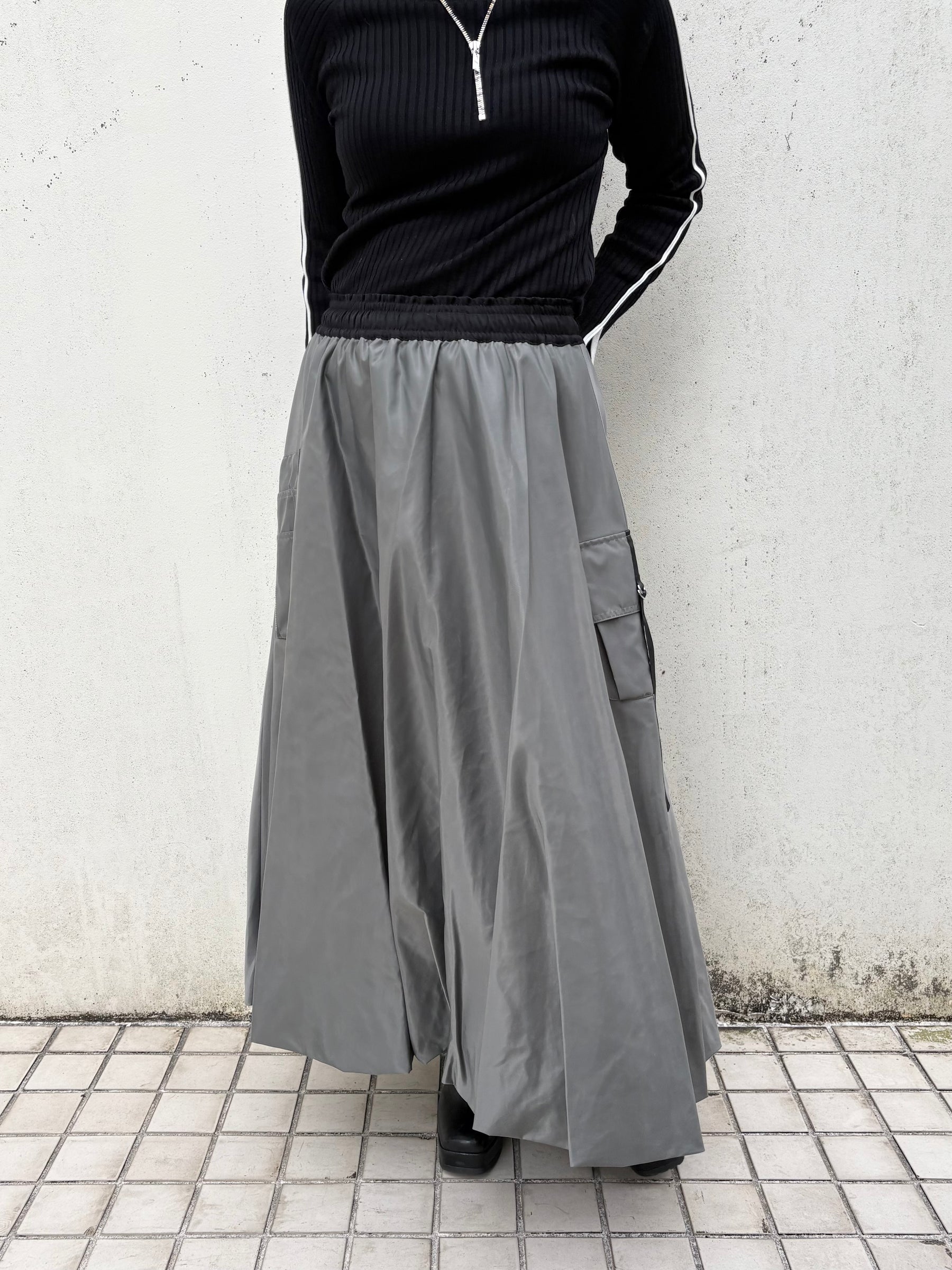 裾バルーンミリタリースカート