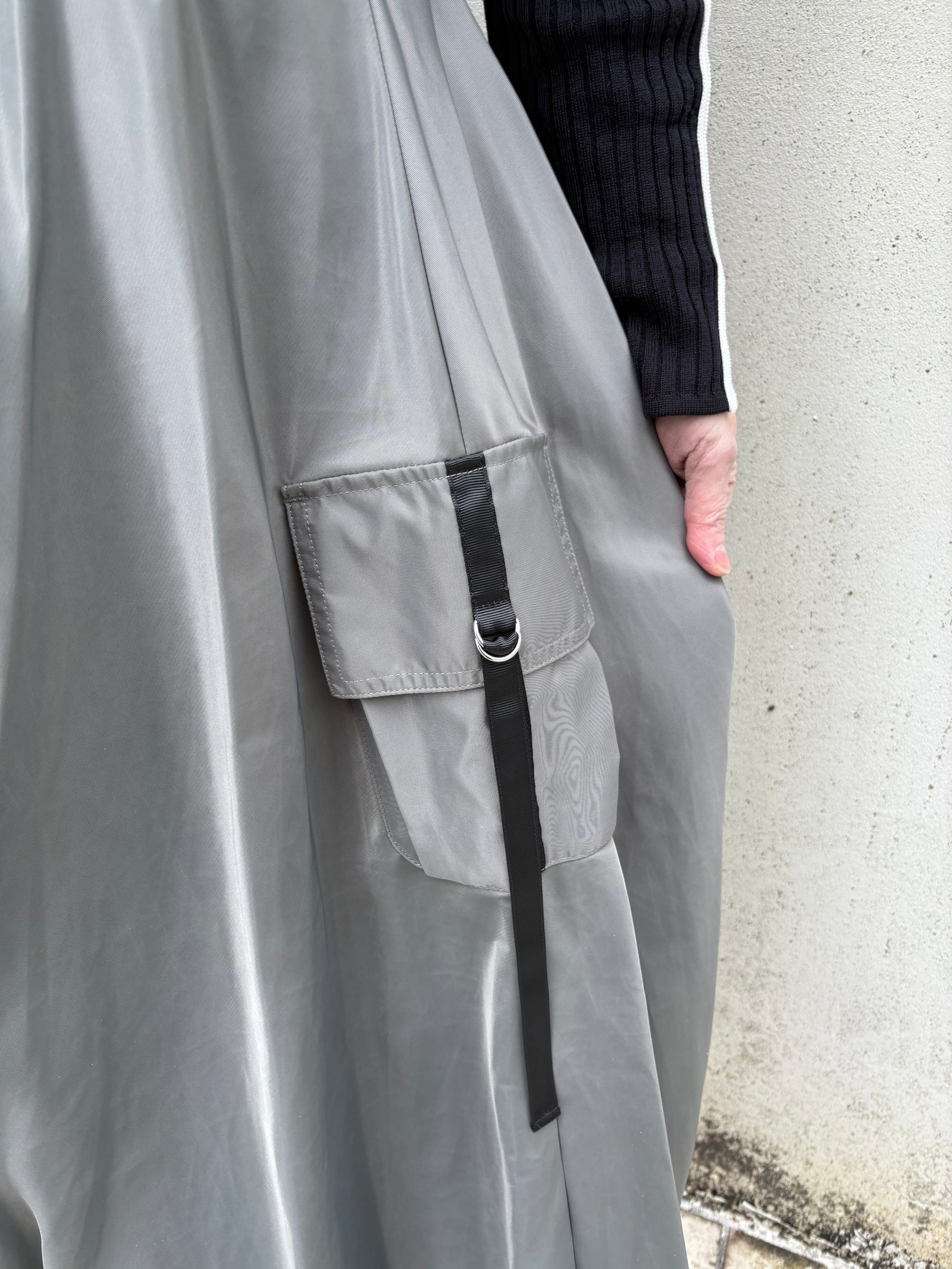 裾バルーンミリタリースカート