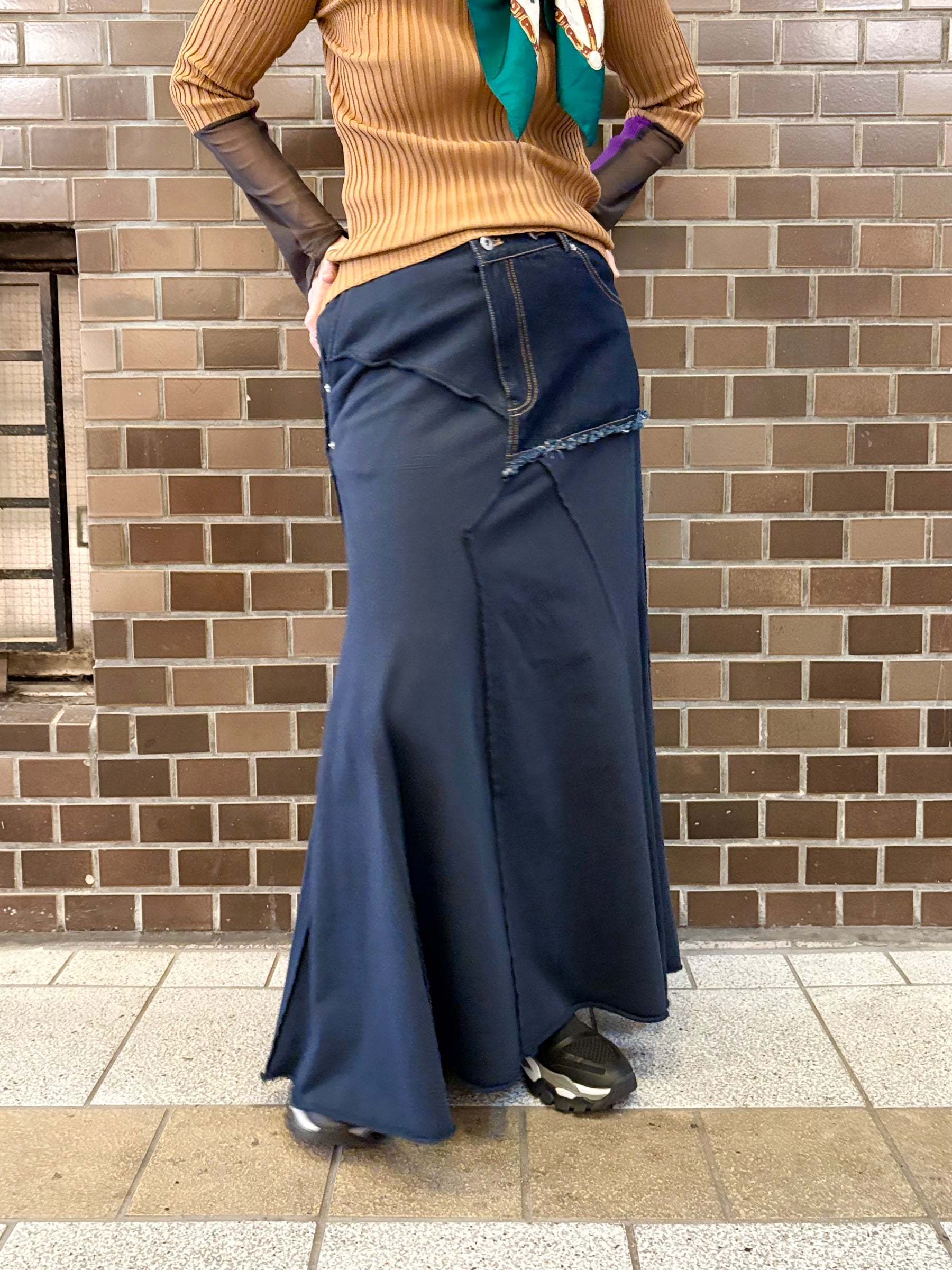 デニムスウェットドッキングフレアスカート | DENIM SWEAT DOCKING FLARE SKIRT