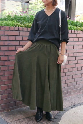 細コーデュロイロングスカート