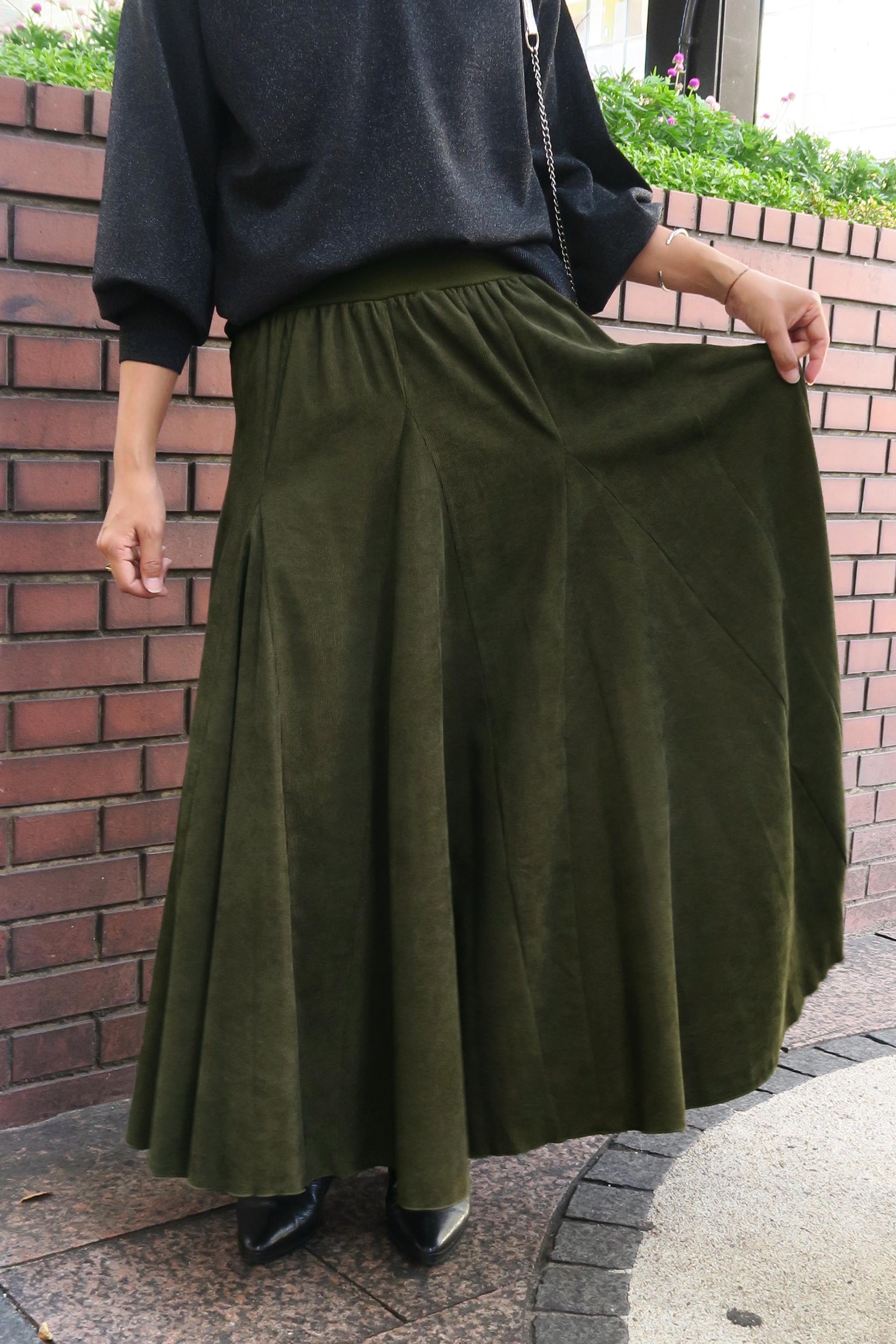 細コーデュロイロングスカート