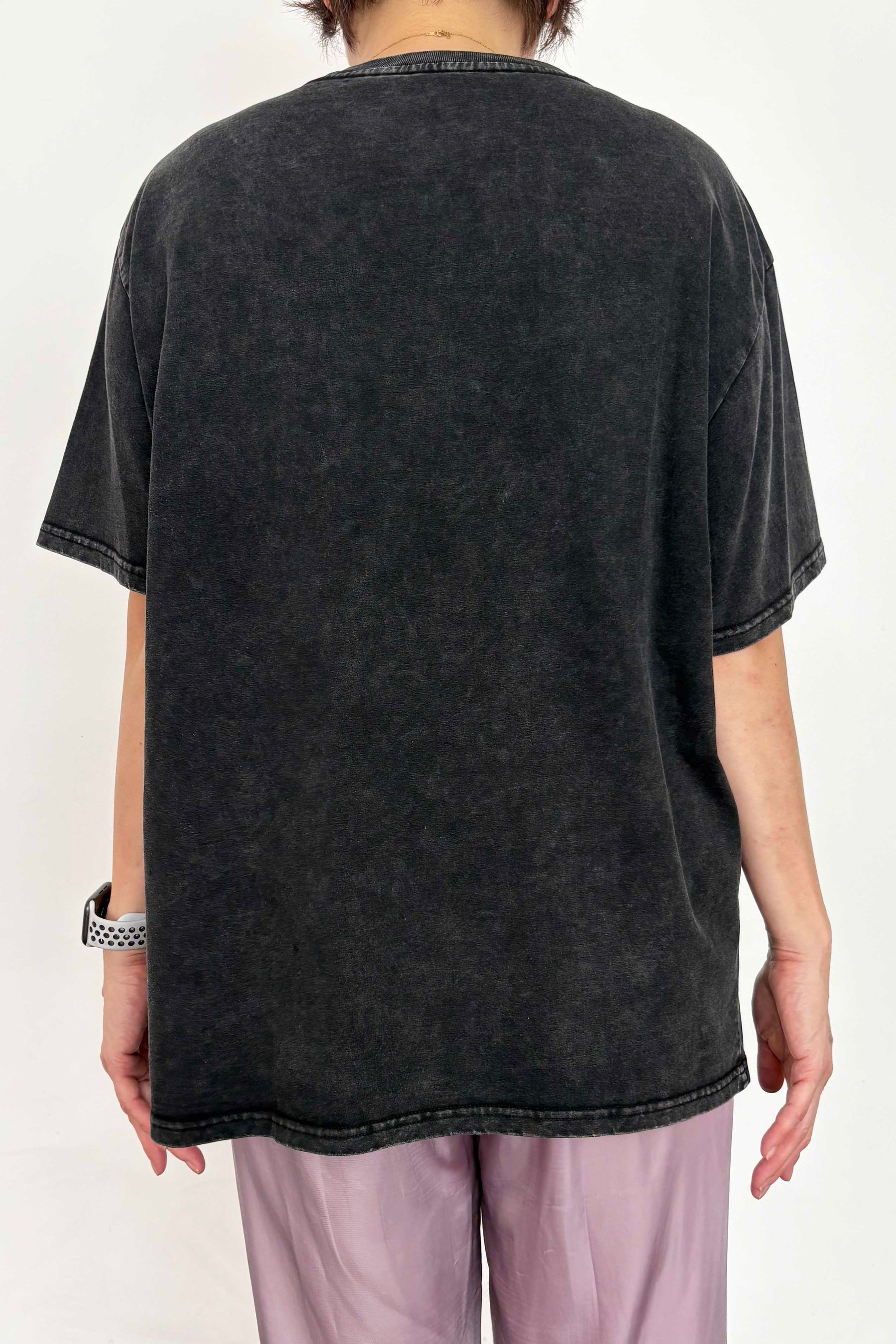 ペイントテキストスタッズTシャツ