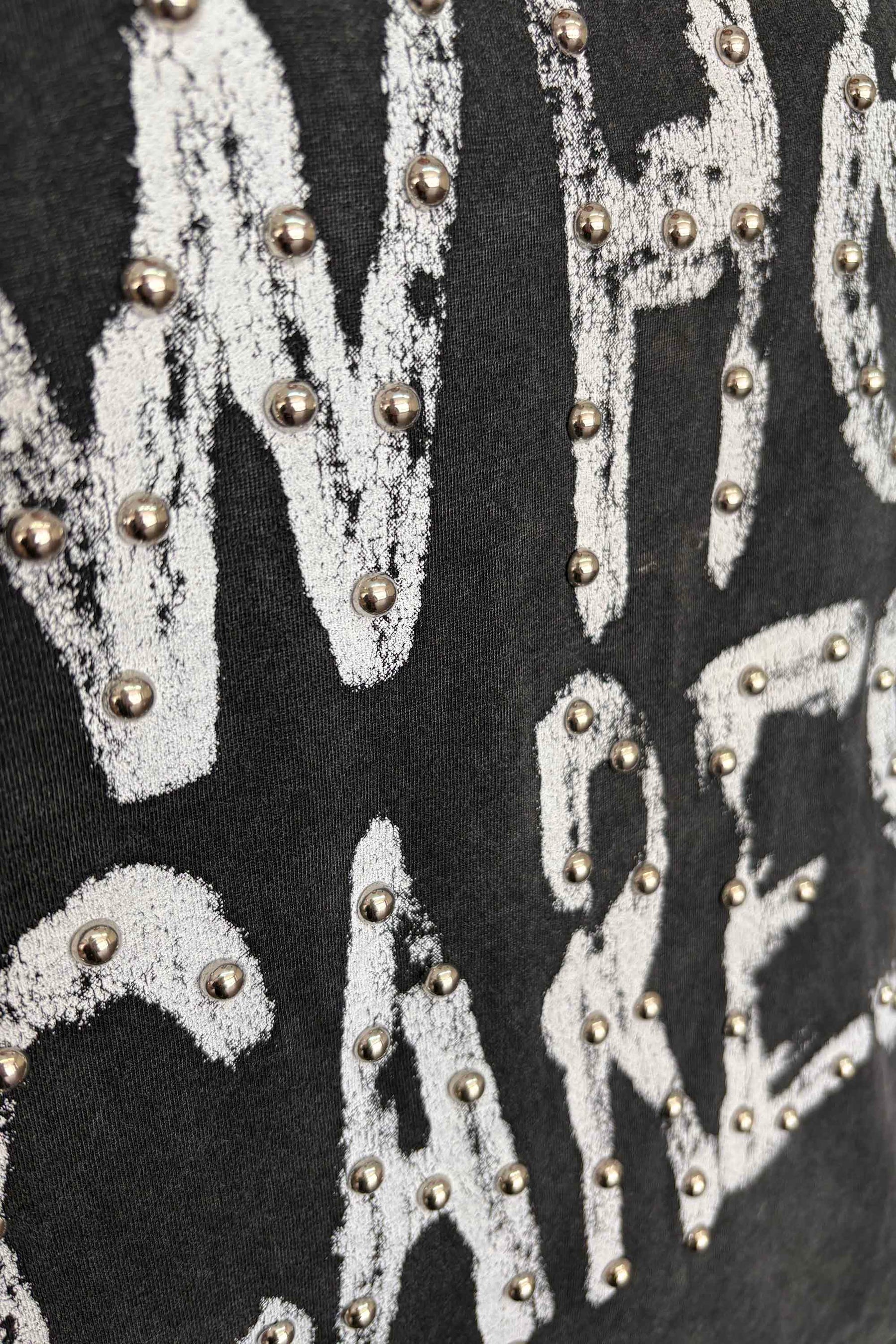 ペイントテキストスタッズTシャツ