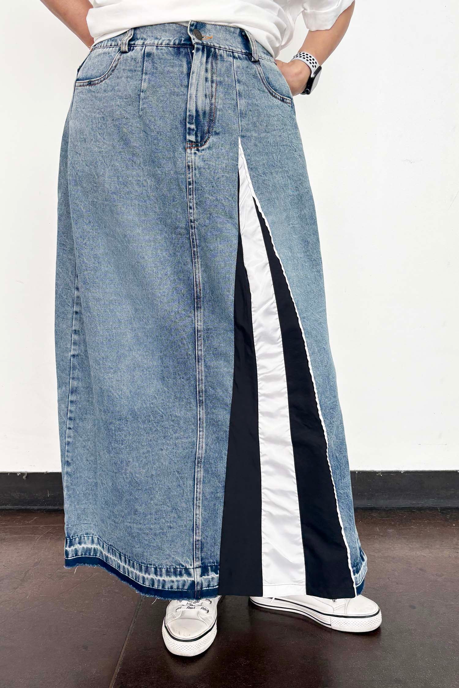 ポリーヌブロー　デニムワンピース　スカート 試着のみ　M PaulineBleu(ポリーヌブルー) 裾フリンジデニムジャンスカ
