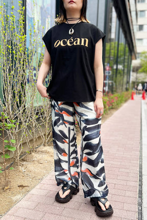 シンプルロゴフレンチTシャツ