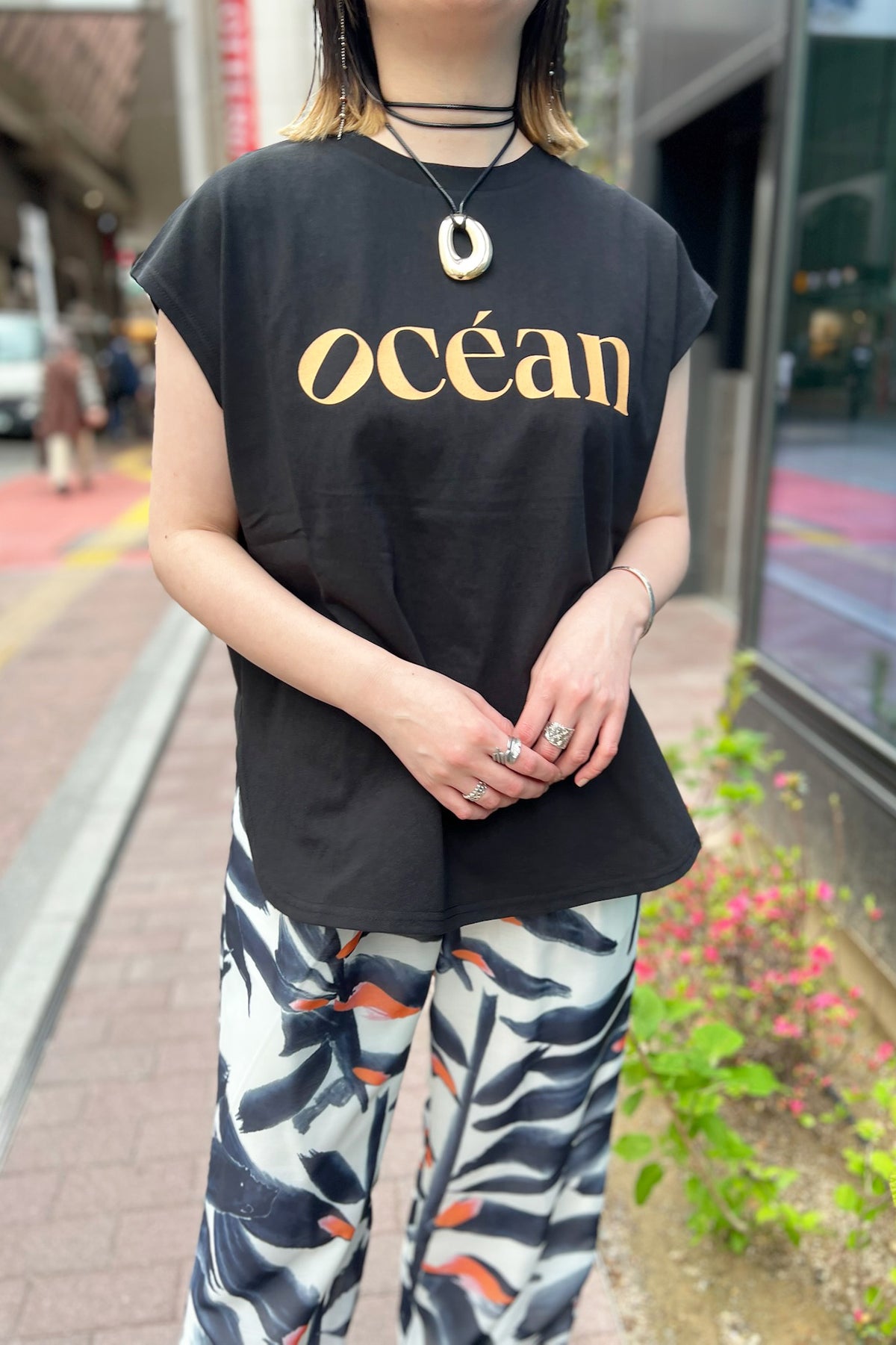 シンプルロゴフレンチ
