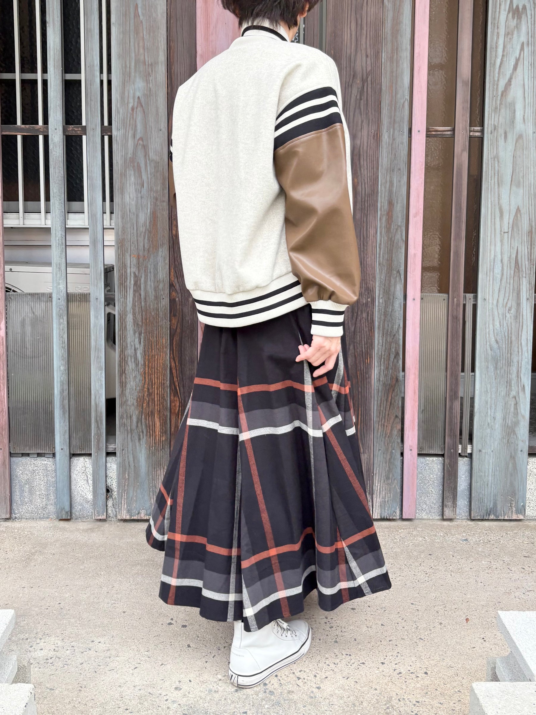 チェックスカート