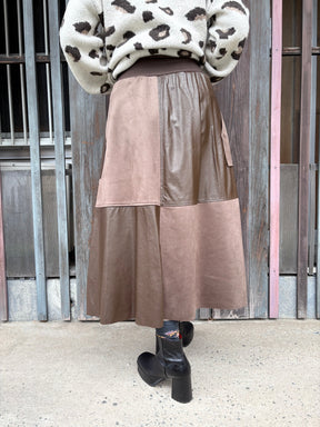 エコレザー＆スウェードハギスカート