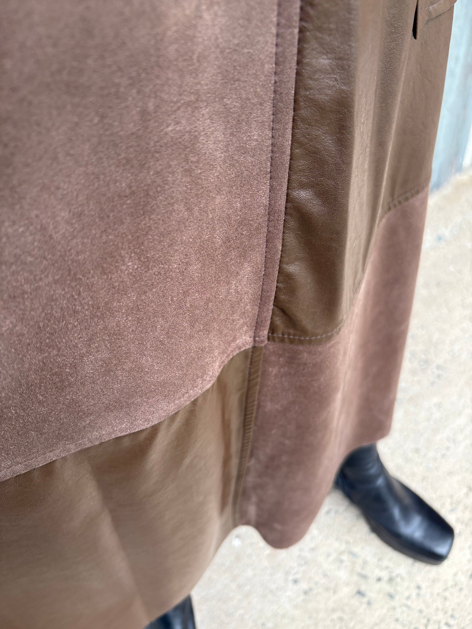 エコレザー＆スウェードハギスカート