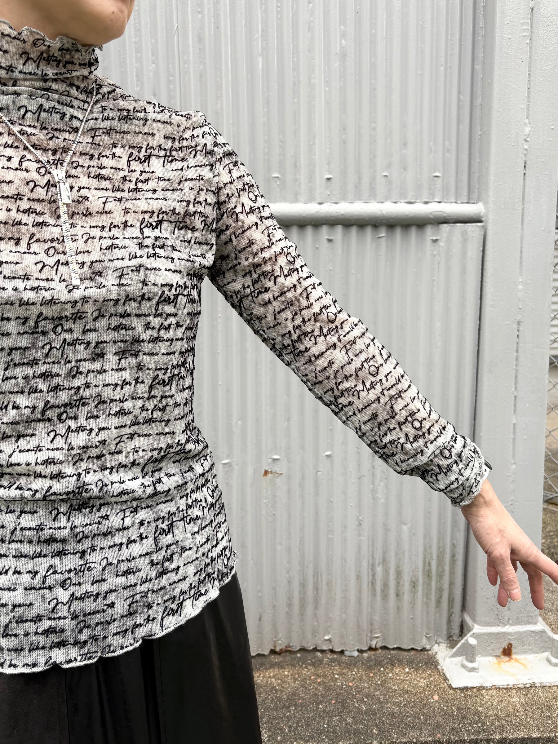 テキストロゴハイネックカットソー