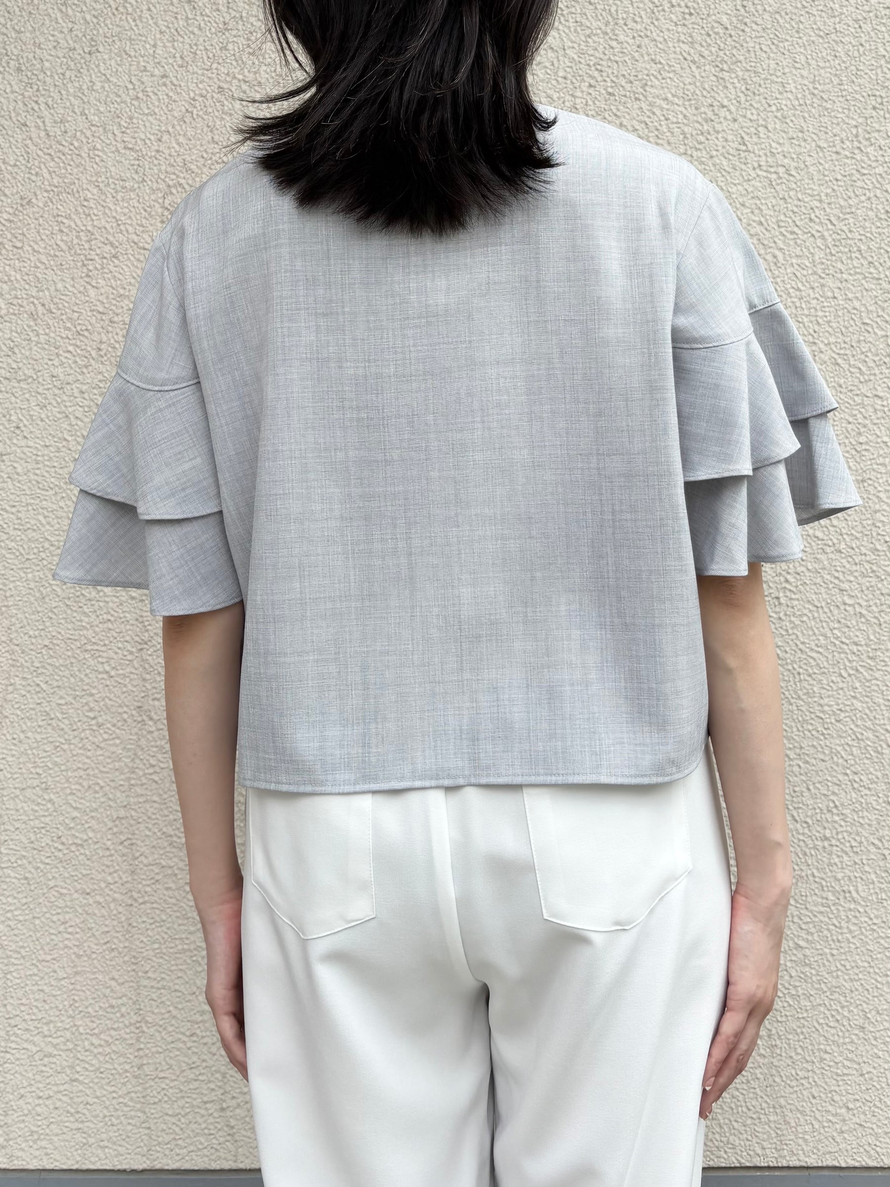 麻タッチラッフル半袖ブラウス