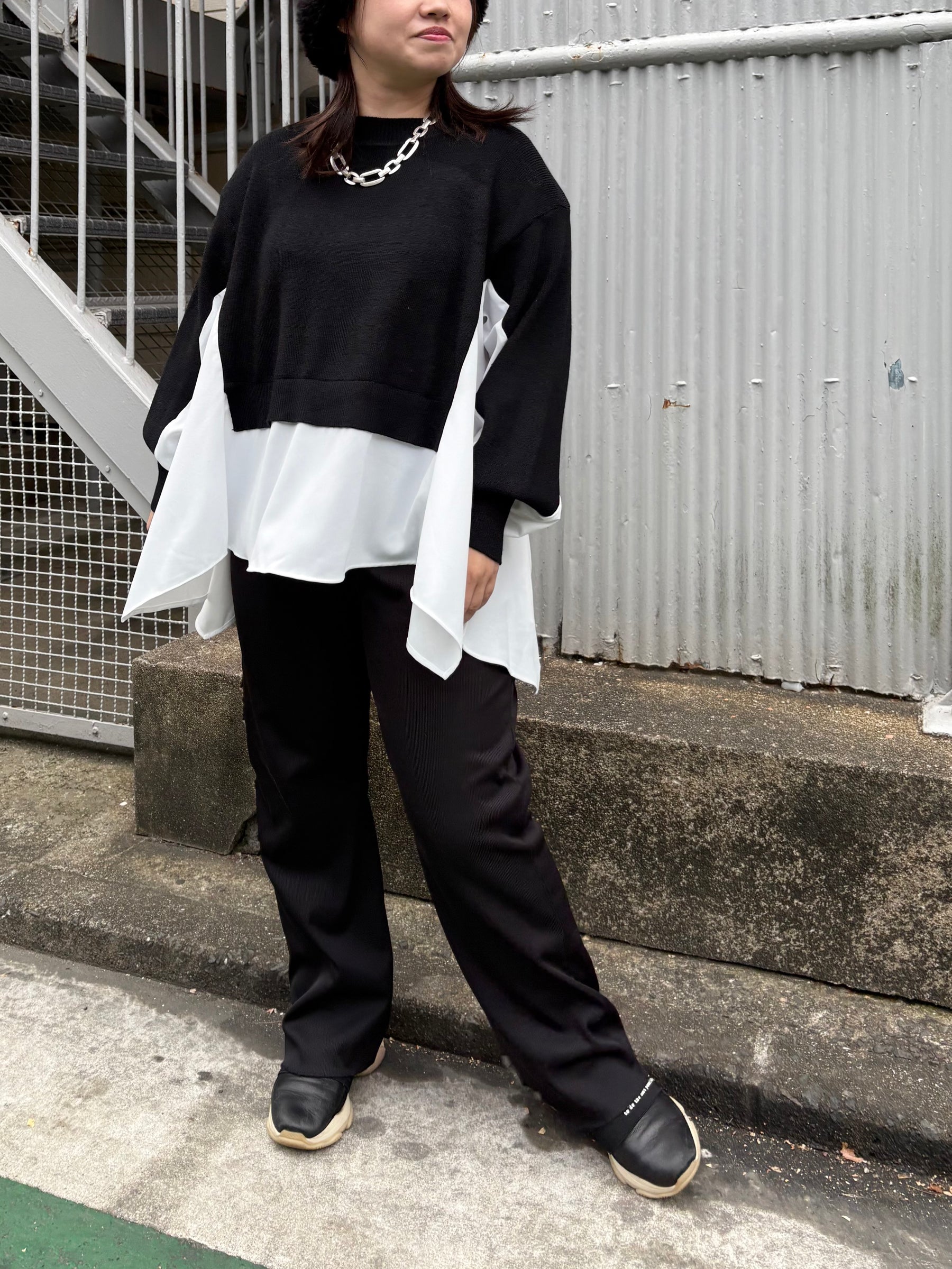 裾フレア異素材ドッキングニット