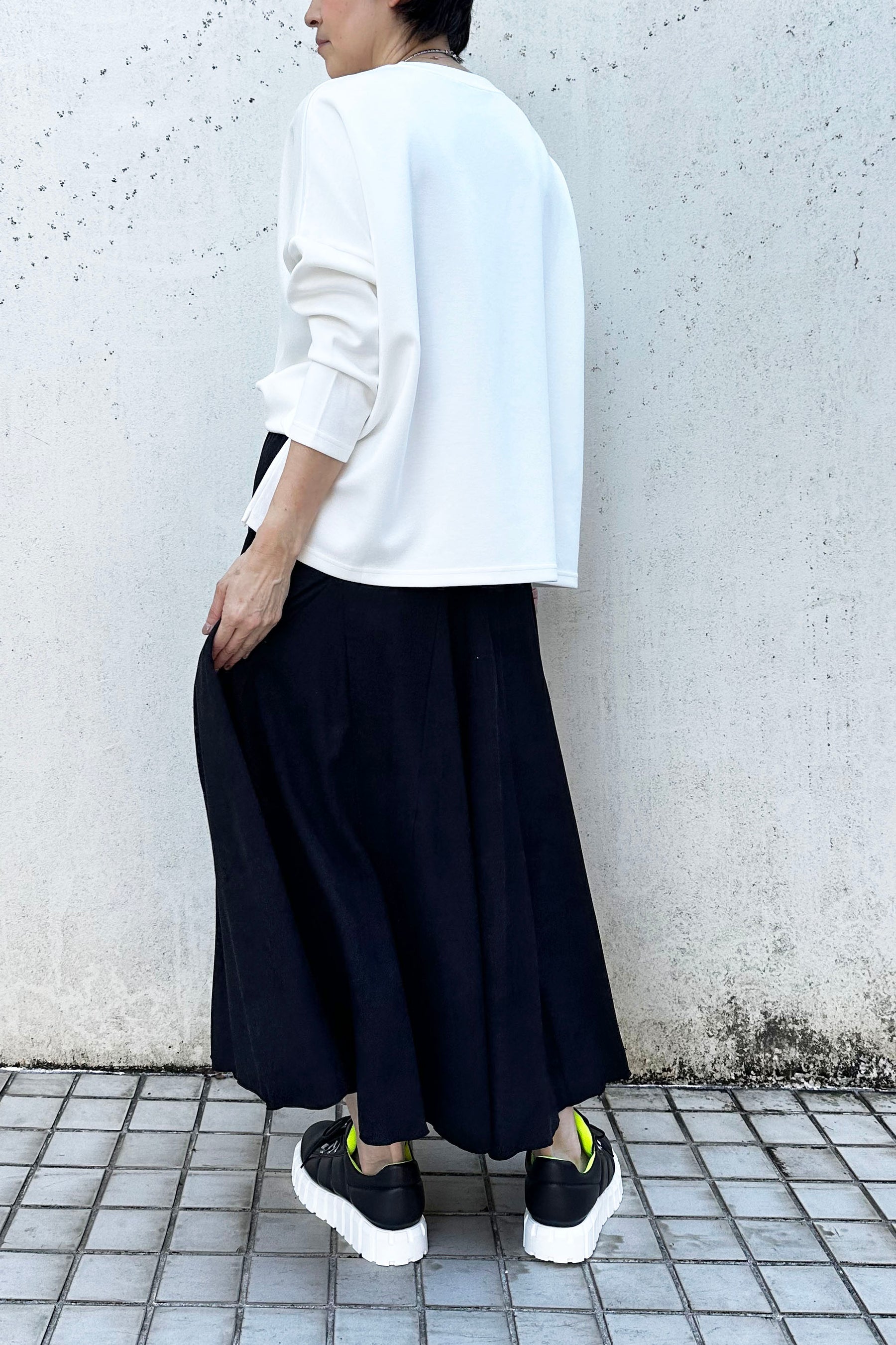 細コーデュロイロングスカート