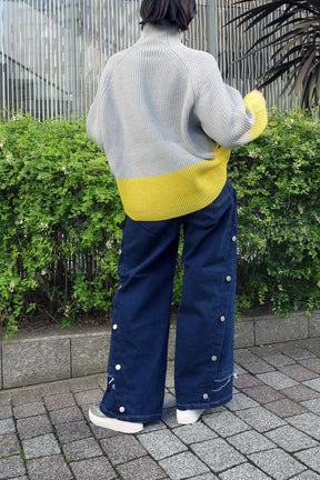 バイカラーリブニット