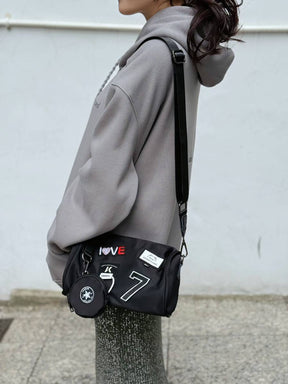 ポーチ付ショルダーバッグ