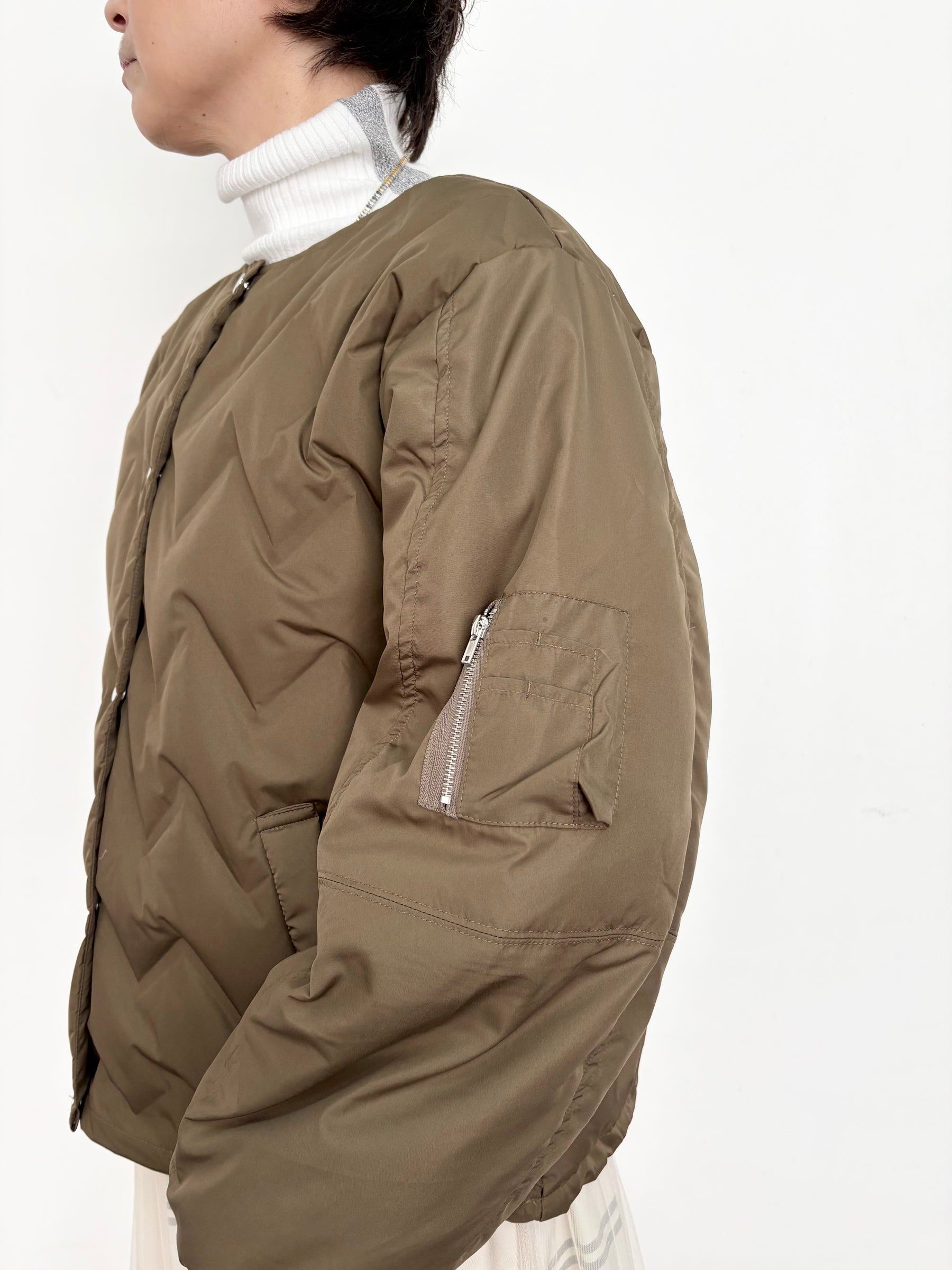 ジグザグキルティングダウンブルゾン