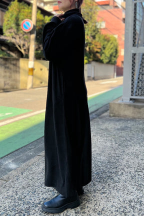 ハーフジップカットワンピース