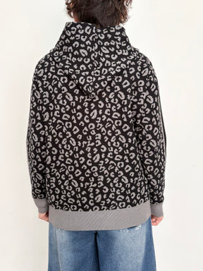 ヒョウ柄袖ラインニットパーカー