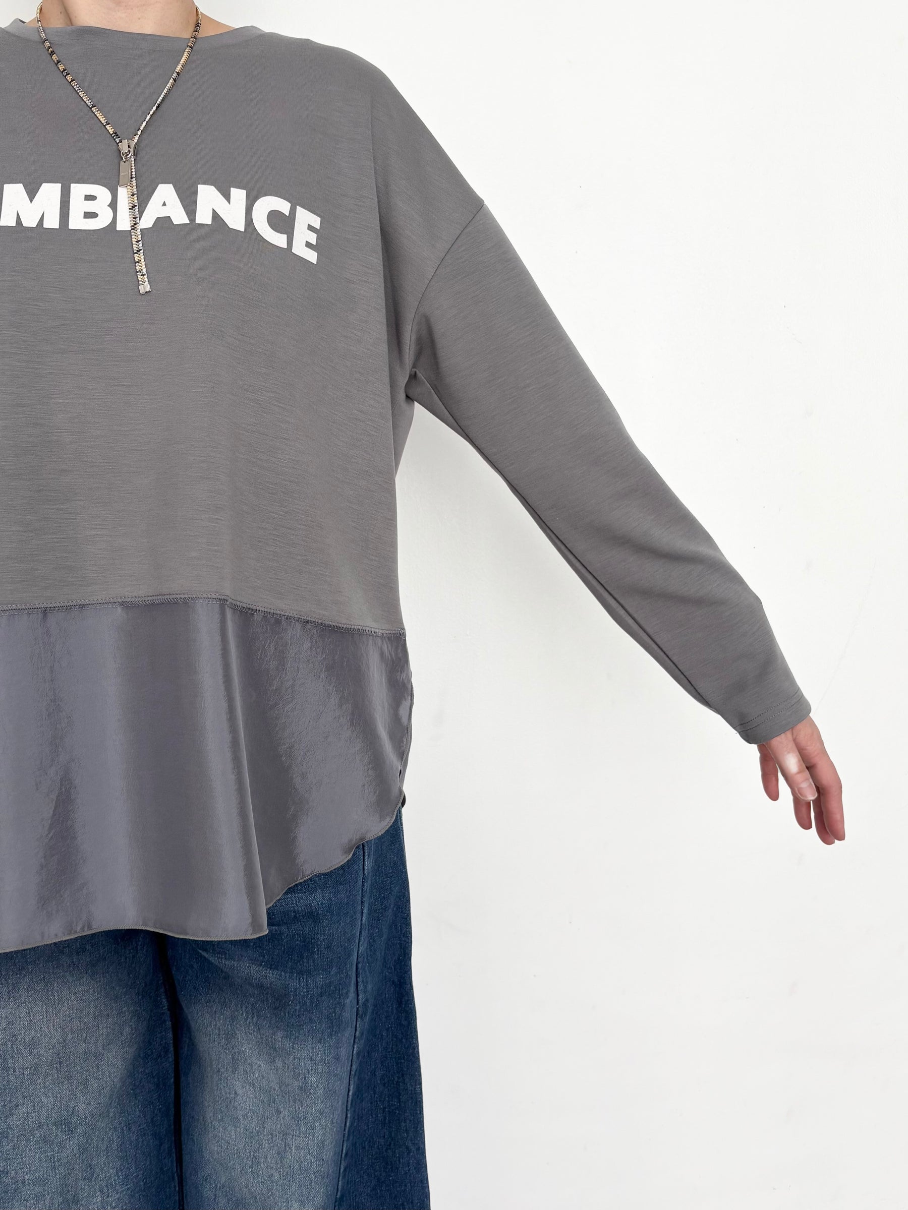 サテンドッキング ロゴカットソー