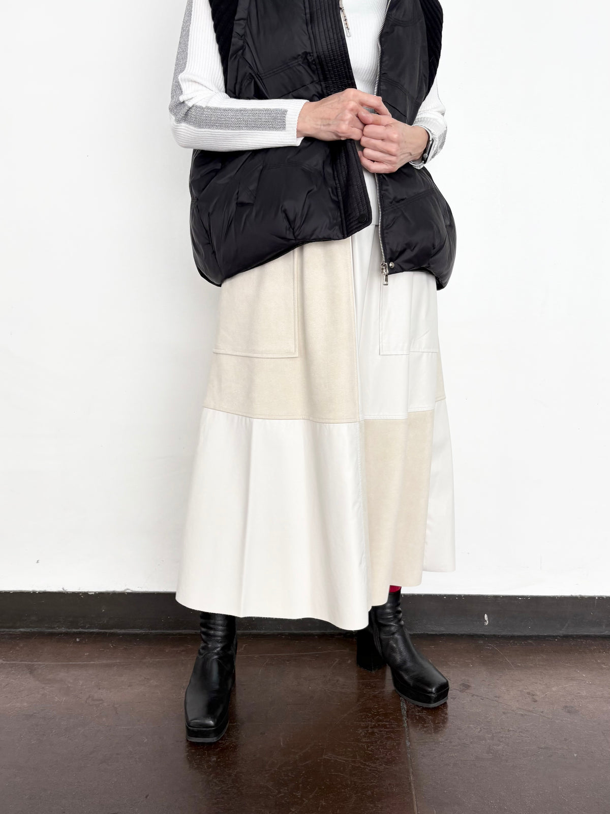 エコレザー＆スウェードハギスカート