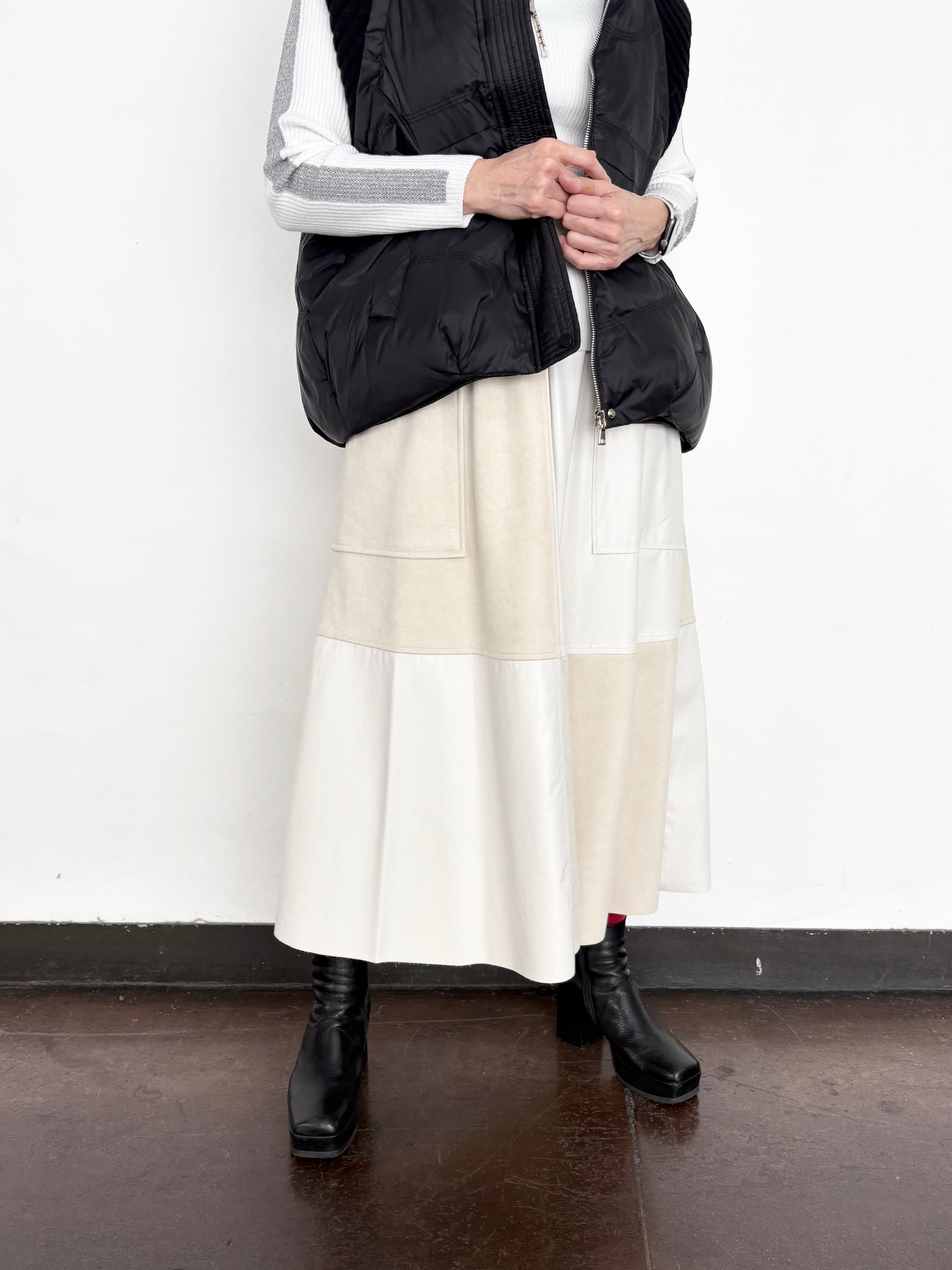 エコレザー＆スウェードハギスカート