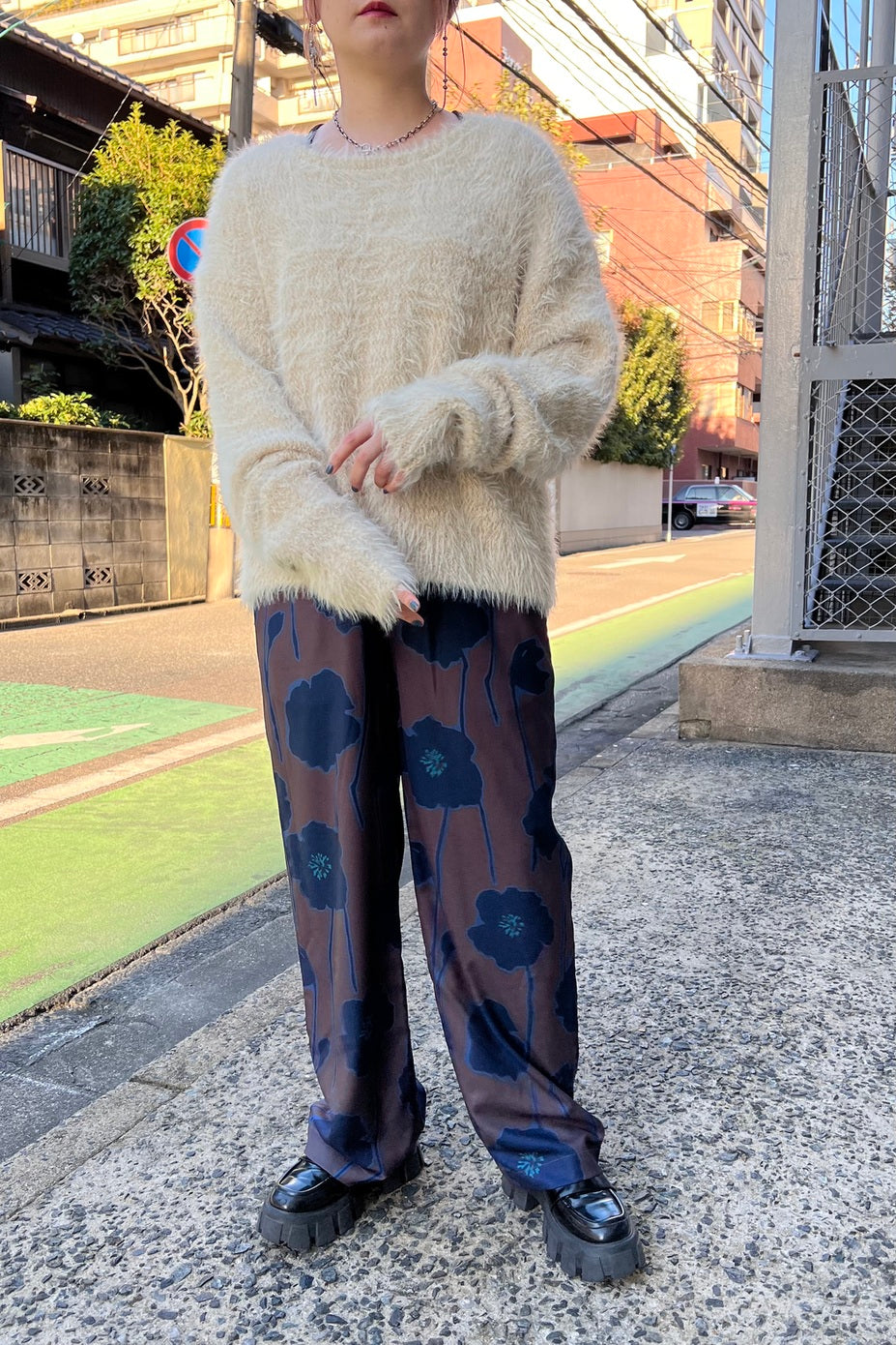CHIGNON (シニヨン) フラワープリント ラインパンツ 3435-306mk