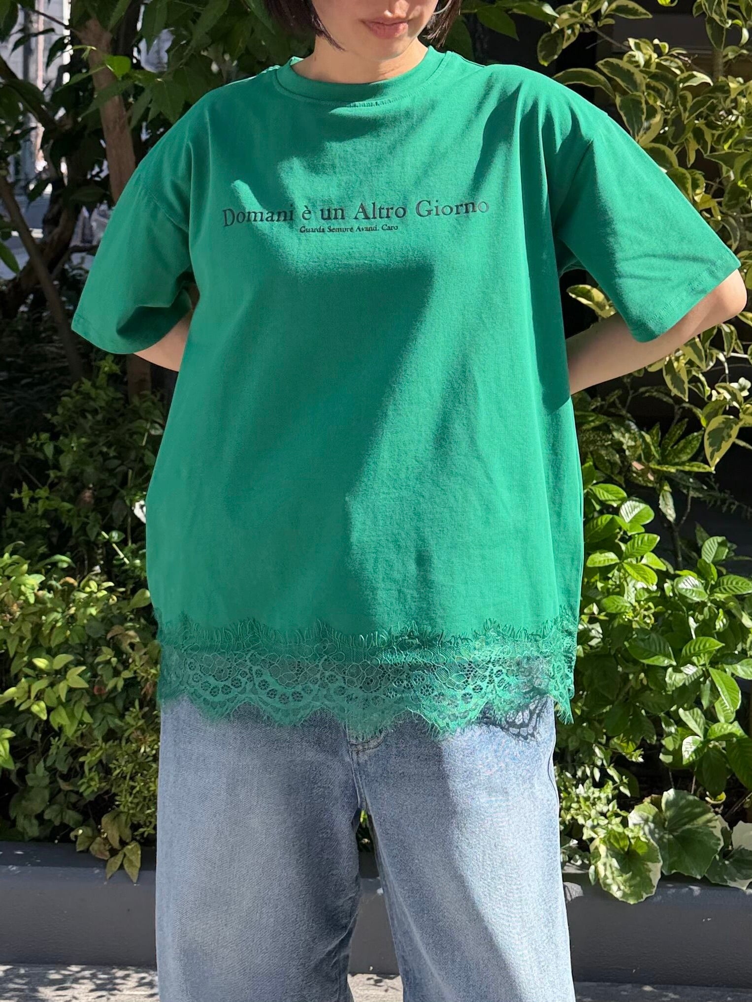 レースヘムロゴTシャツ