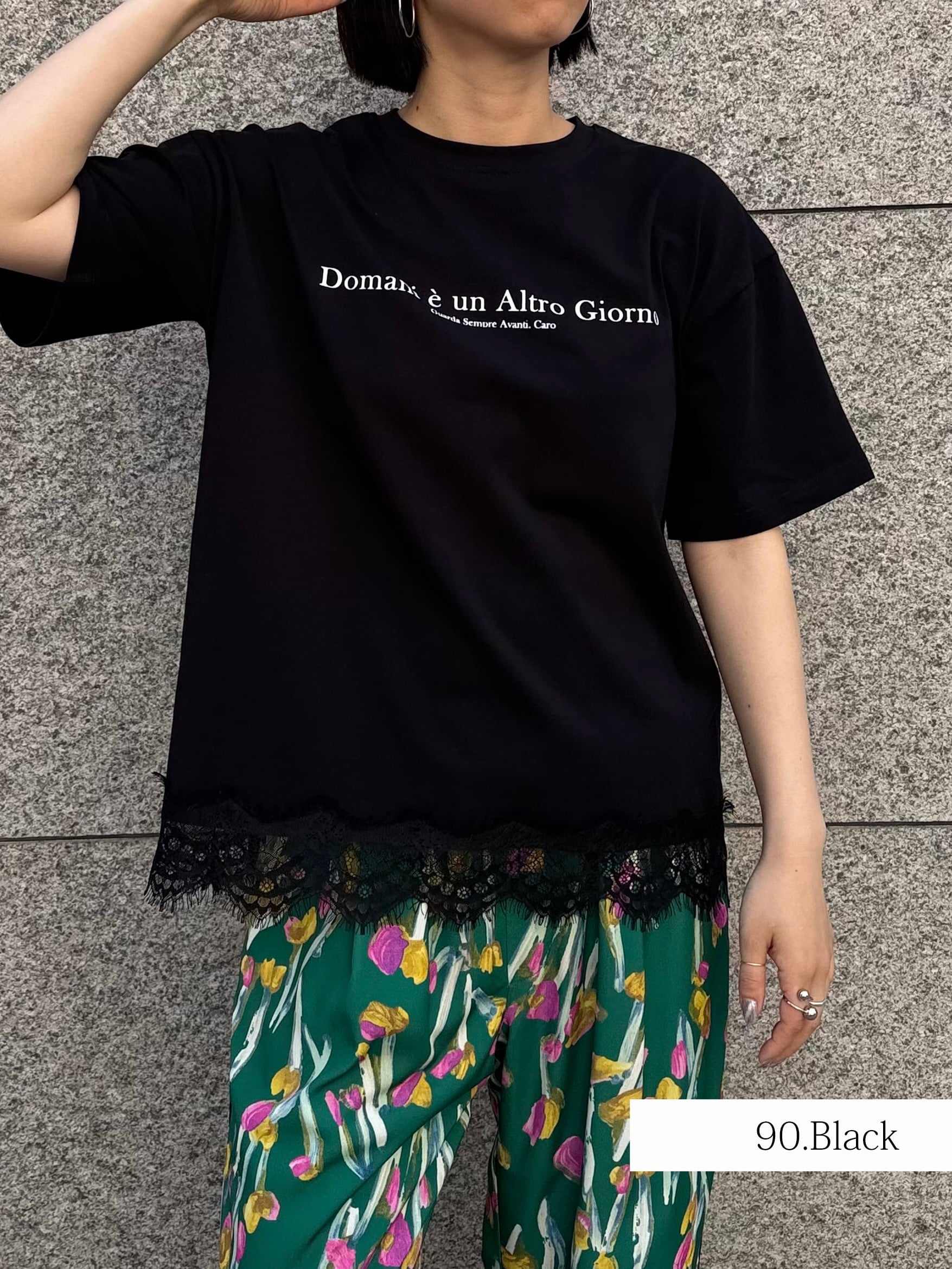 レースヘムロゴTシャツ