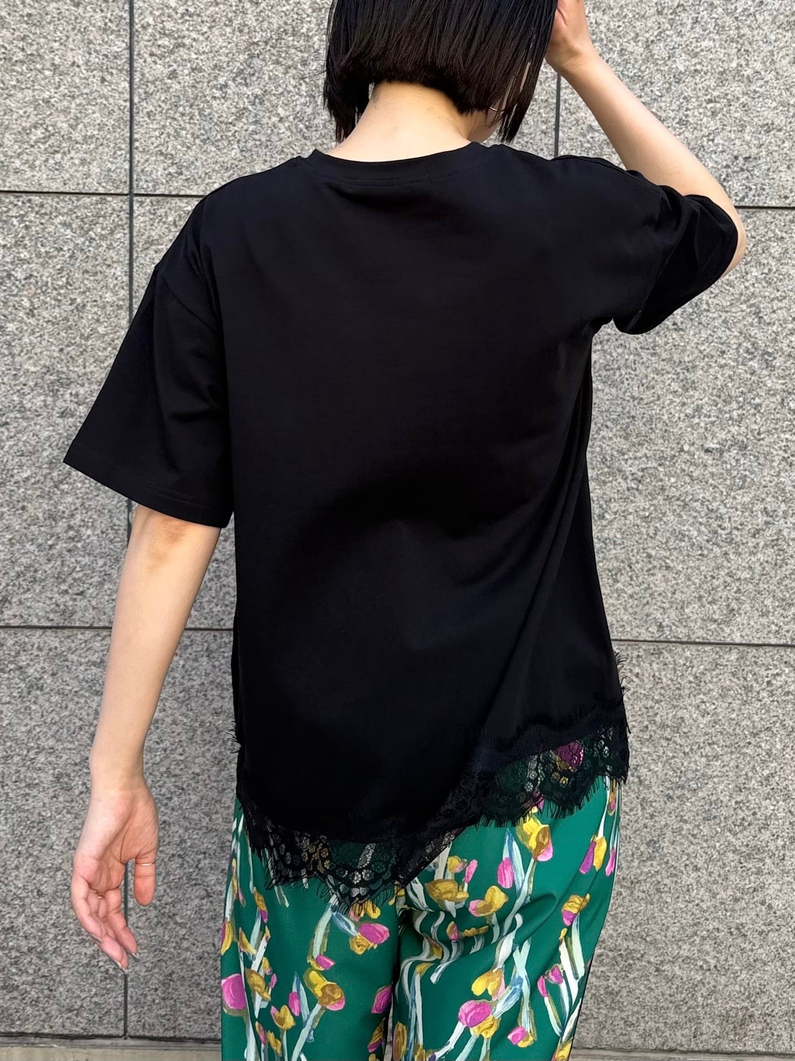 レースヘムロゴTシャツ