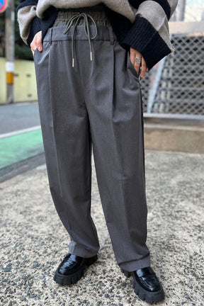レディース　モード　ワイドパンツ パラシュートパンツ グレー