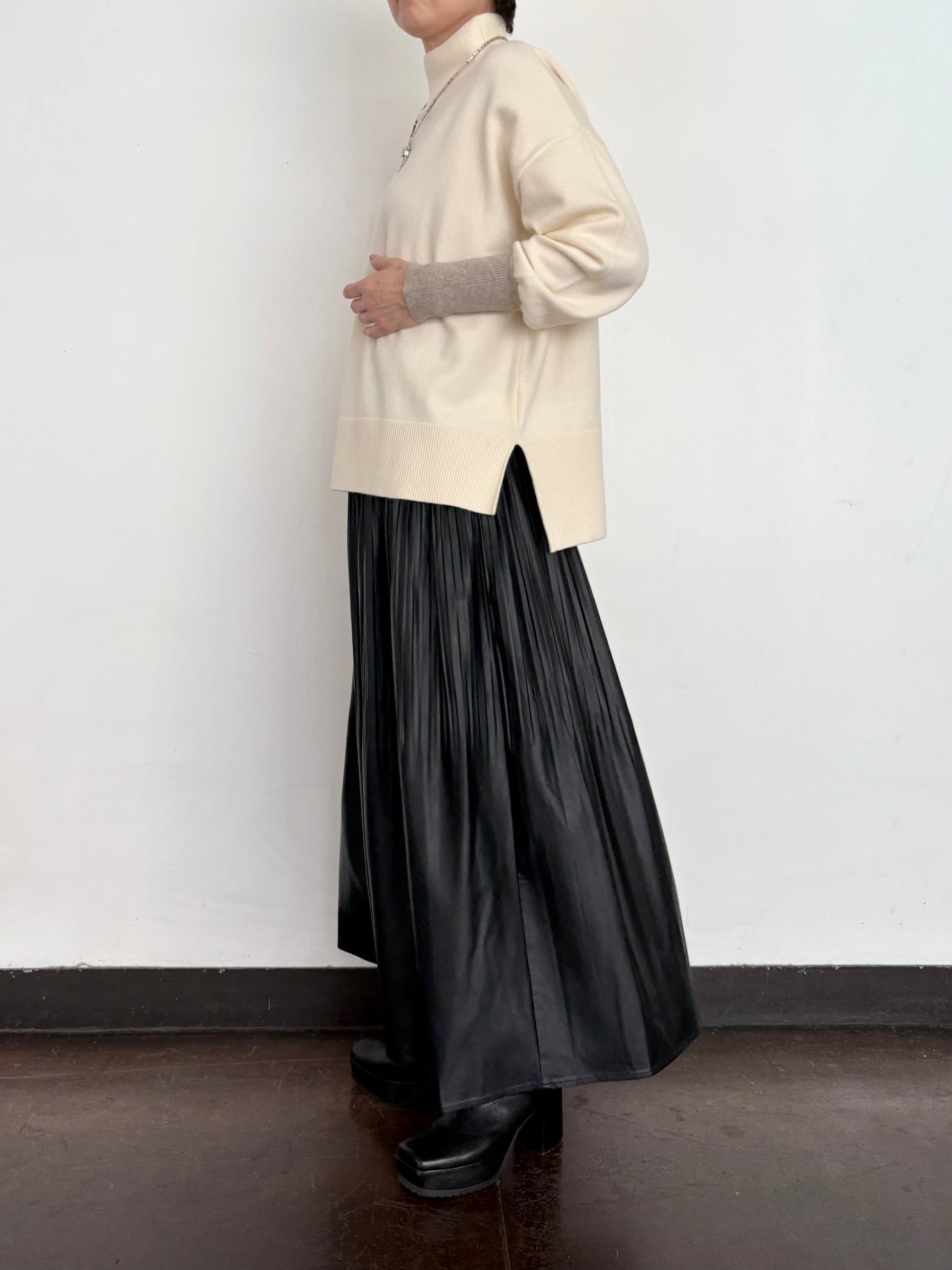 配色袖ニットプルオーバー