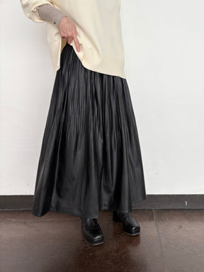 レザーライクプリーツスカート