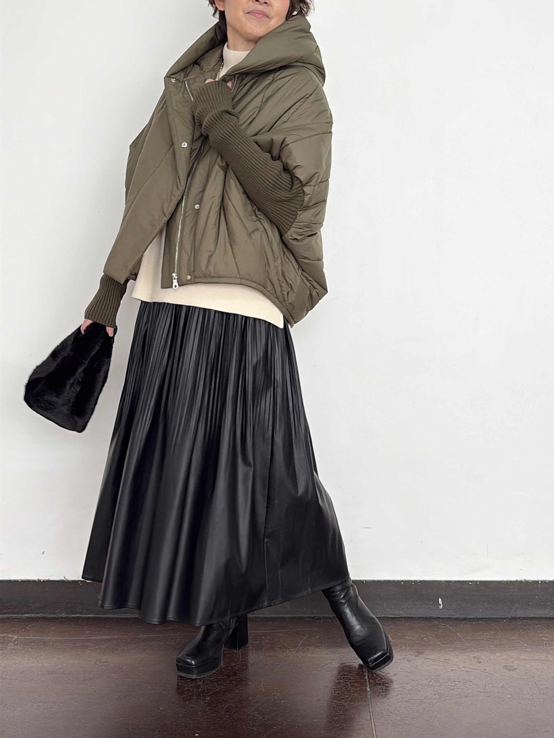 レザーライクプリーツスカート