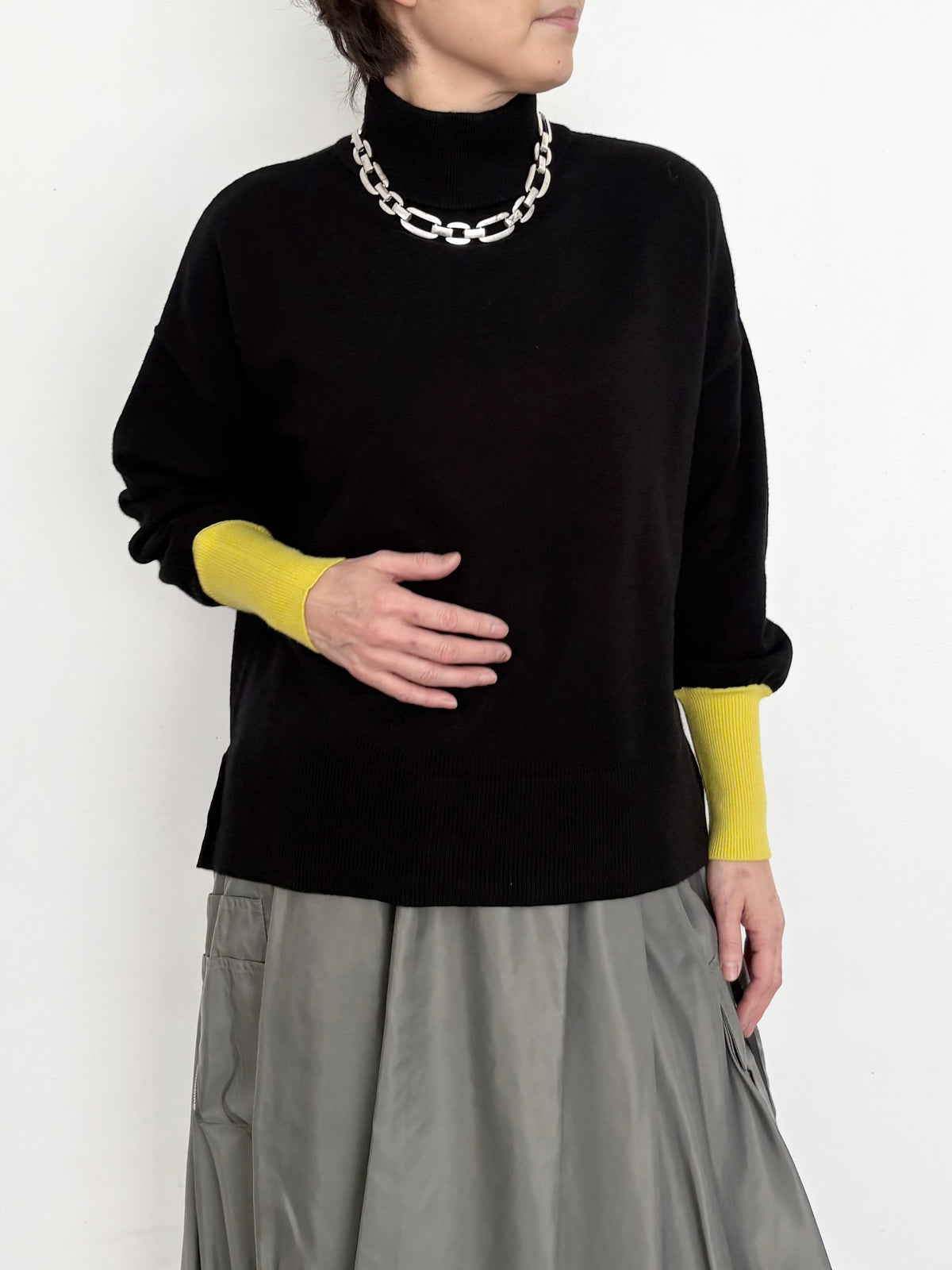 配色袖ニットプルオーバー