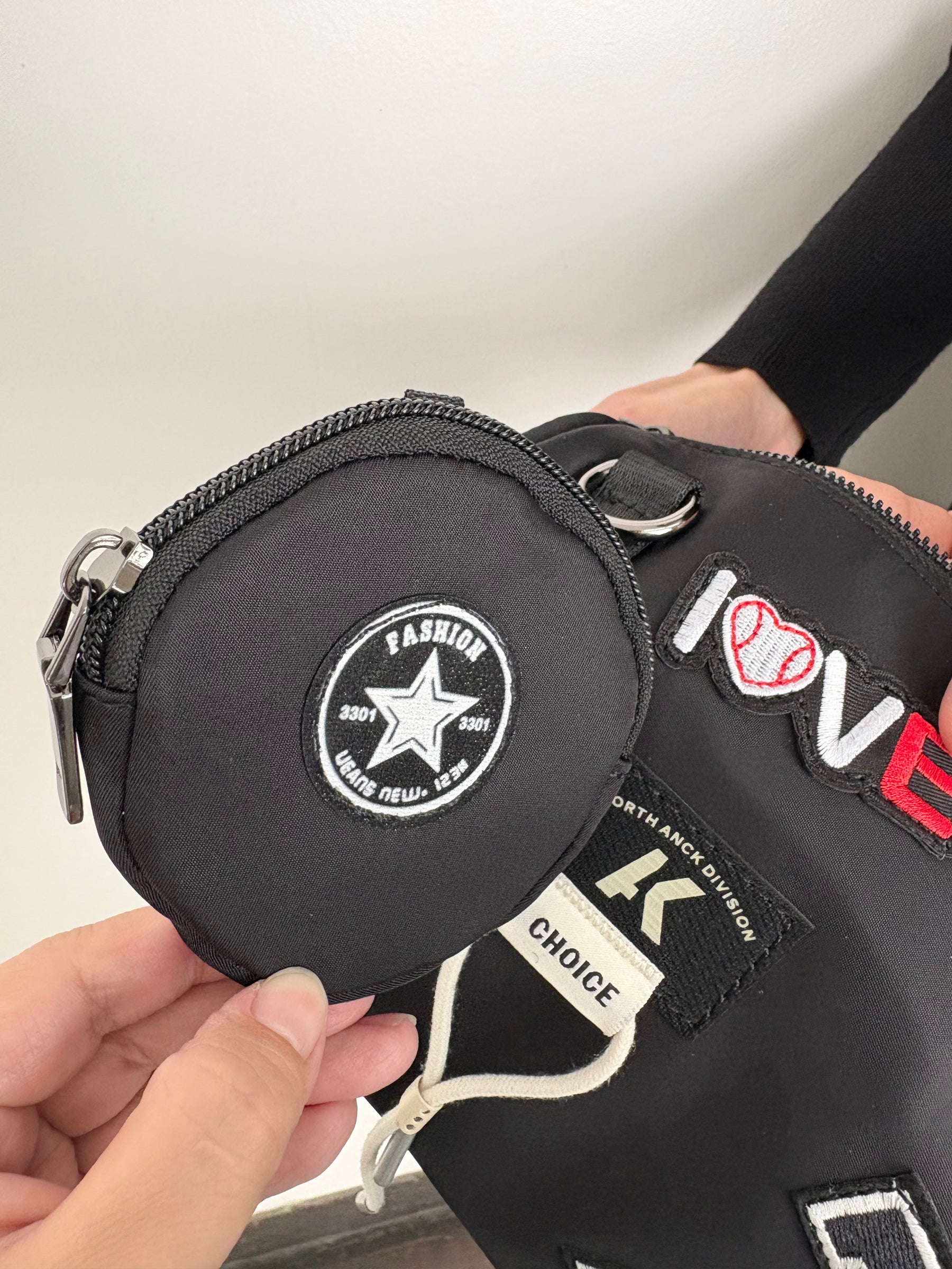 ポーチ付ショルダーバッグ