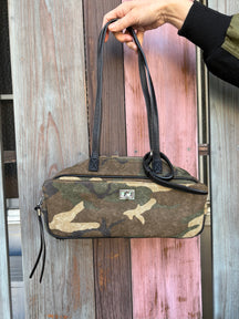 カモフラージュショルダーバッグ