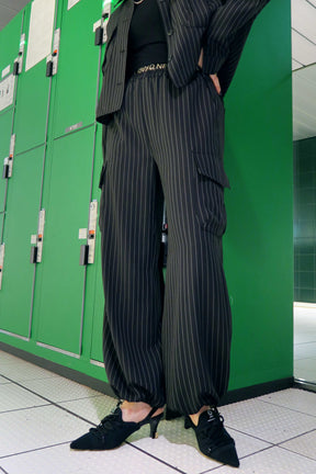 ストライプカーゴパンツ