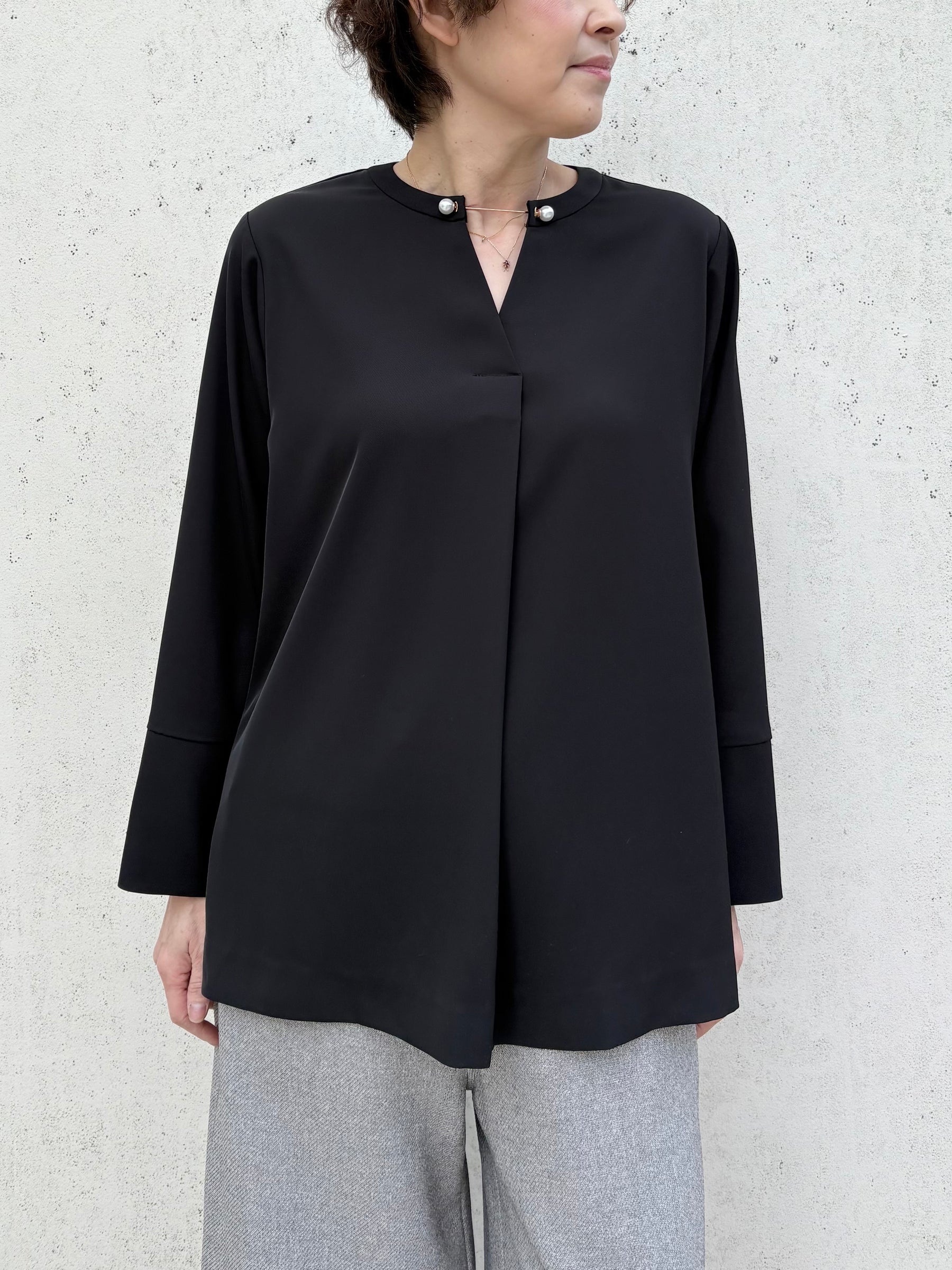 CBアシメパールブラウス