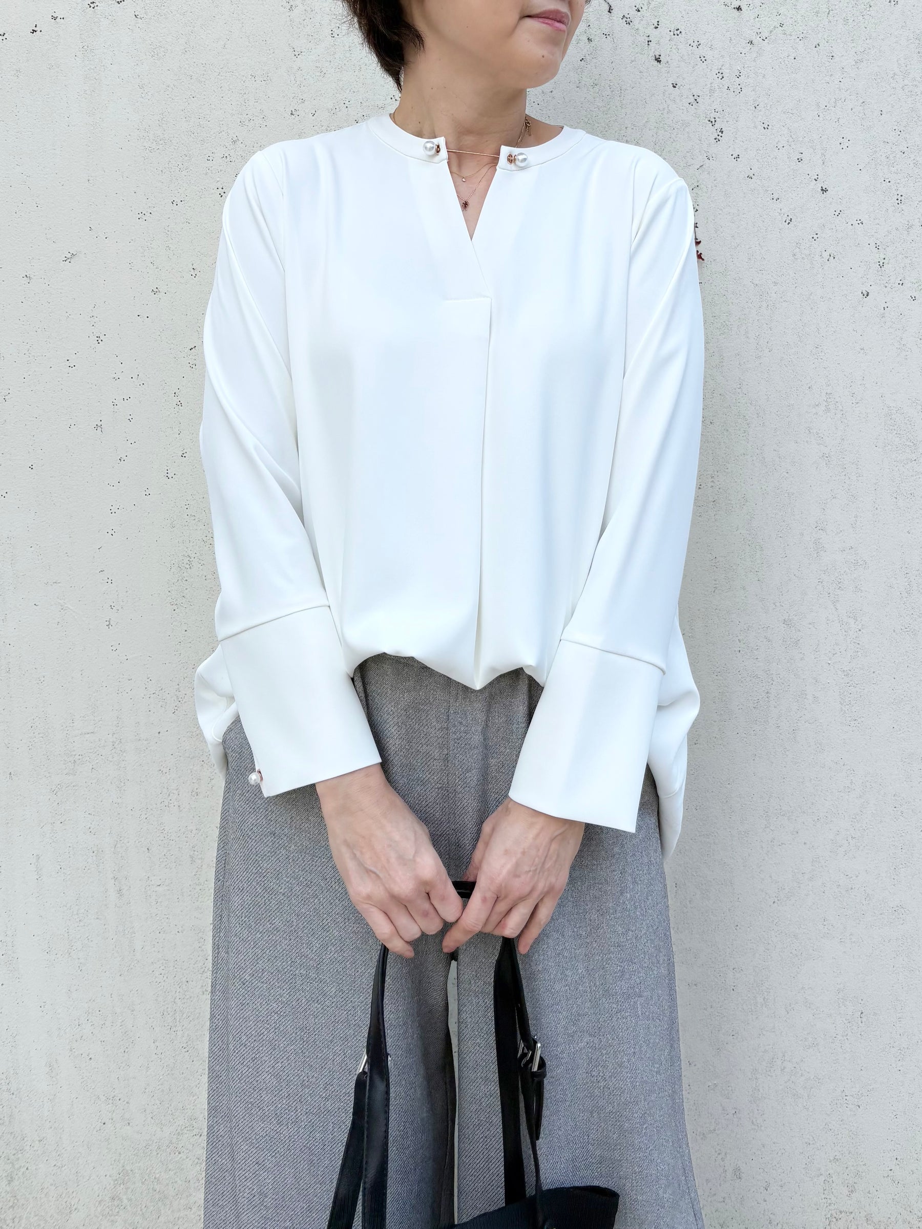 CBアシメパールブラウス