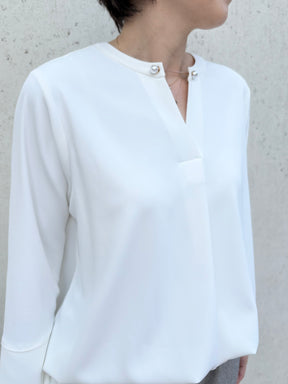 CBアシメパールブラウス