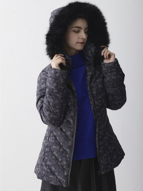 総柄ダウンジャケット