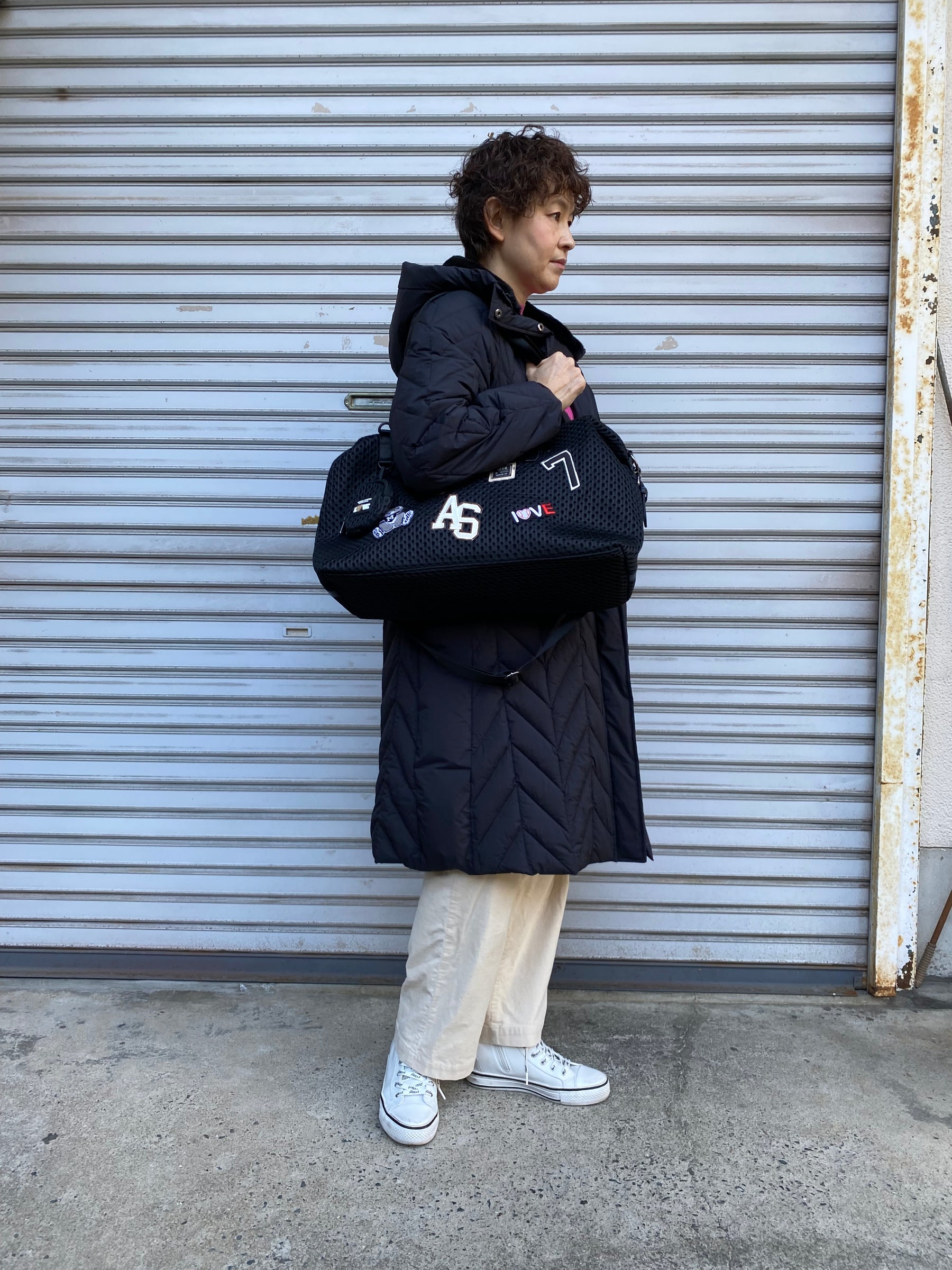 ランダムロゴミニポーチ付き2WAYメッシュトートバッグ