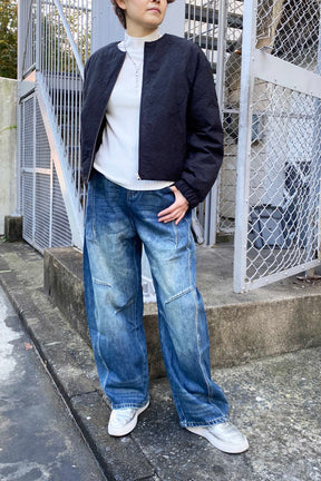 刺繍ダウンジャケット