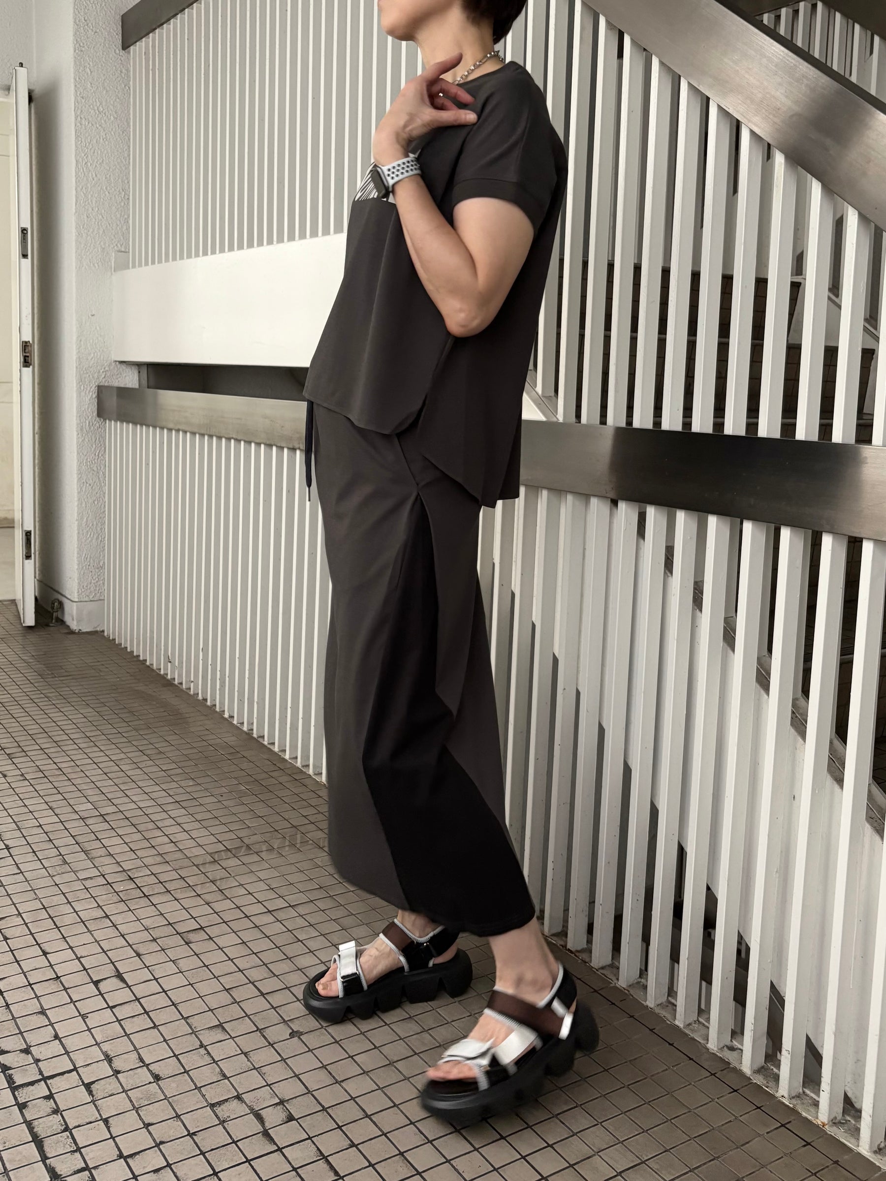 ダブルフェイスロゴTシャツ